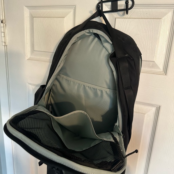 Timbuk 2 Never Check Expandable Backpack  |Black - Picture 5 of 10
